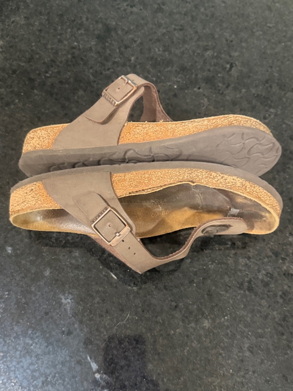 Birkenstock Brown Gizeh Leather Thong - Picture 11 of 12